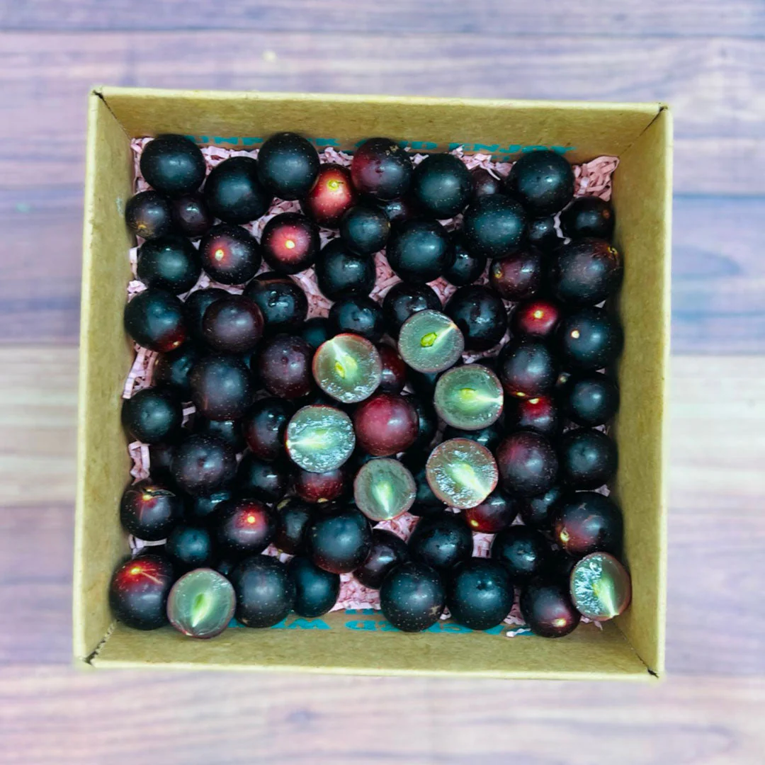 Muscadine Grapes Fruit Box - Image 4